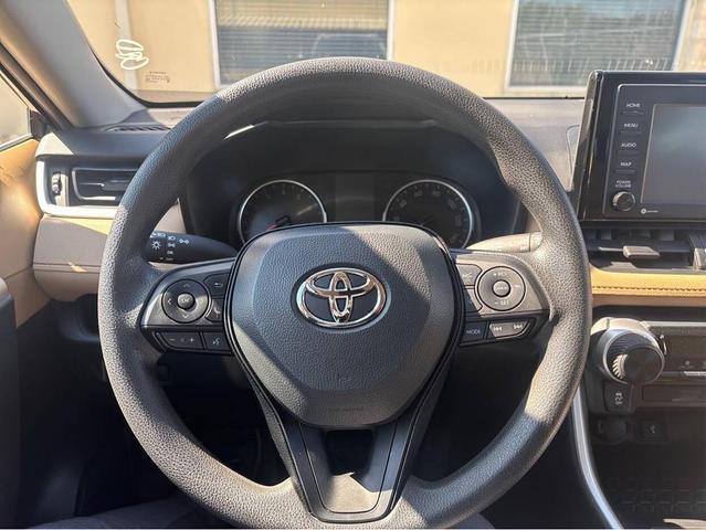 Photo of 2020 Midnight Black Metallic Toyota RAV4
