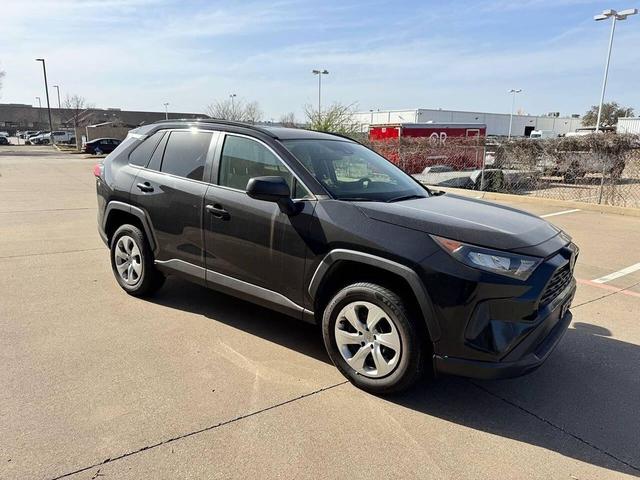 Photo of 2020 Midnight Black Metallic Toyota RAV4
