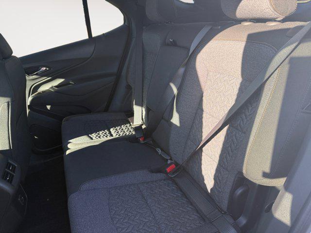 Photo of 2024 Summit White Chevrolet Equinox