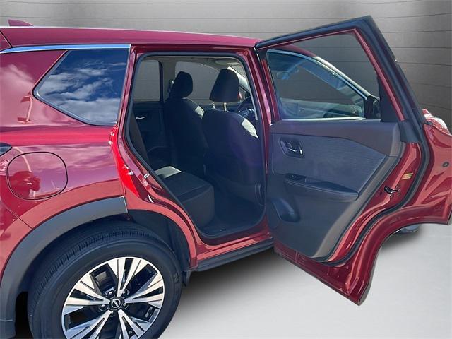 Photo of 2023 Scarlet Ember Tintcoat Nissan Rogue