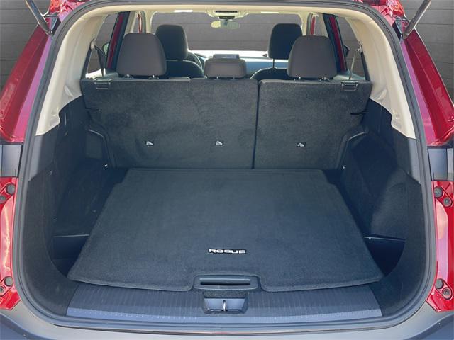 Photo of 2023 Scarlet Ember Tintcoat Nissan Rogue