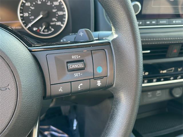 Photo of 2023 Scarlet Ember Tintcoat Nissan Rogue