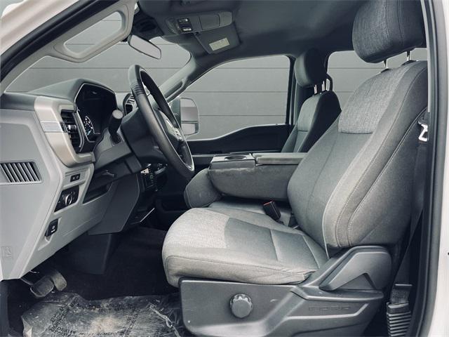 Photo of 2021 Oxford White Ford F-150