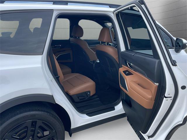 Photo of 2023 Glacial White Pearl Kia Telluride