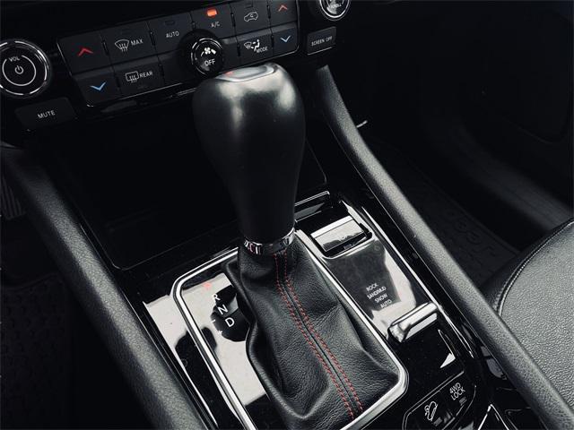 Photo of 2023 Redline Pearlcoat Jeep Compass
