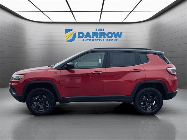 Photo of 2023 Redline Pearlcoat Jeep Compass