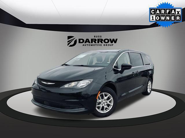 2023 Chrysler Voyager
