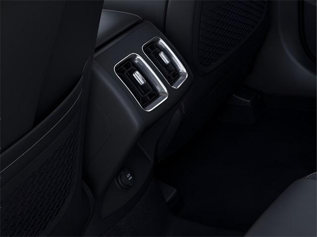 Photo of 2025 Everlasting Silver Kia Sorento