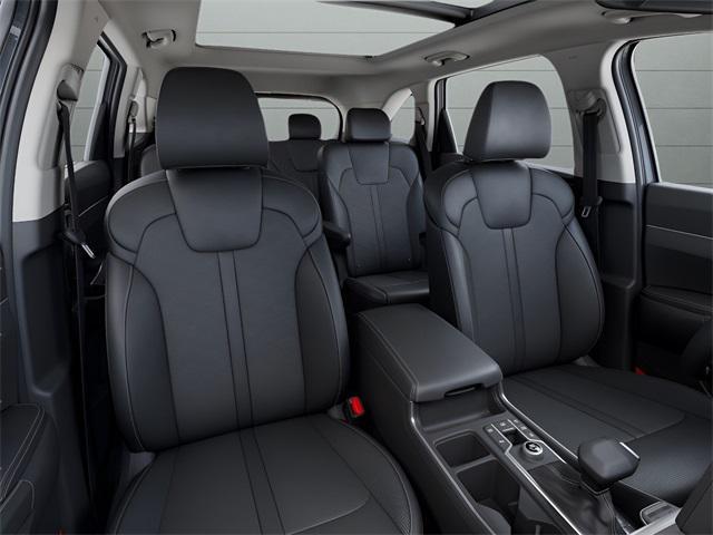 Photo of 2025 Everlasting Silver Kia Sorento