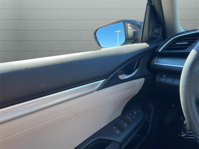 Photo of 2018 Crystal Black Pearl Honda Civic