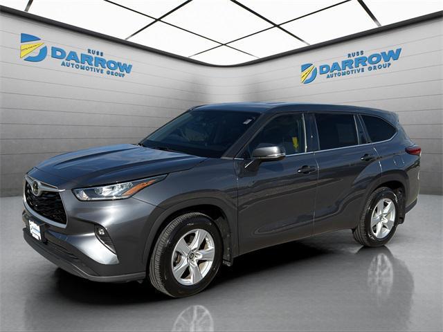 Photo of 2020 Moon Dust Toyota Highlander