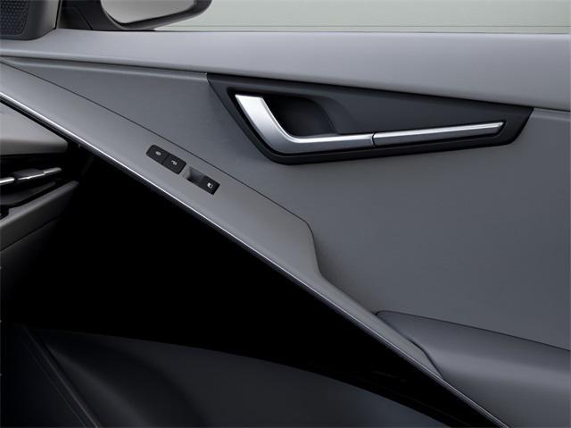 Photo of 2025 Steel Gray Kia Niro