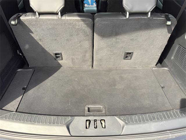Photo of 2022 Agate Black Metallic Ford Explorer