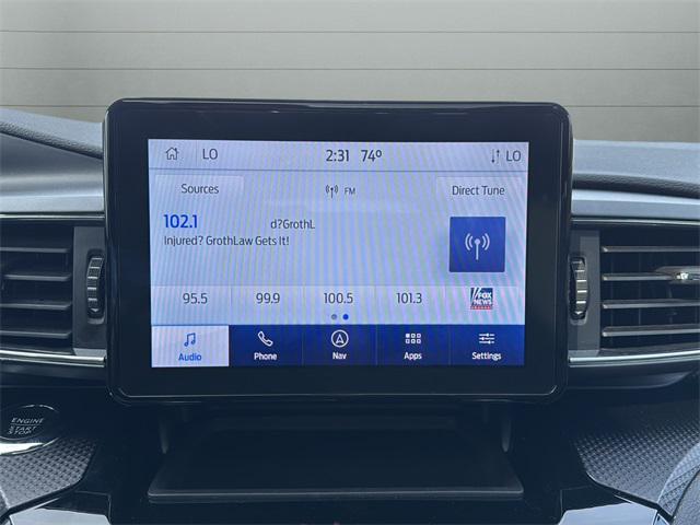 Photo of 2022 Agate Black Metallic Ford Explorer