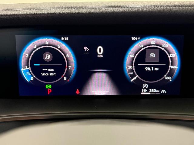 Photo of 2025 Opal White Pearl Effect Volkswagen Tiguan