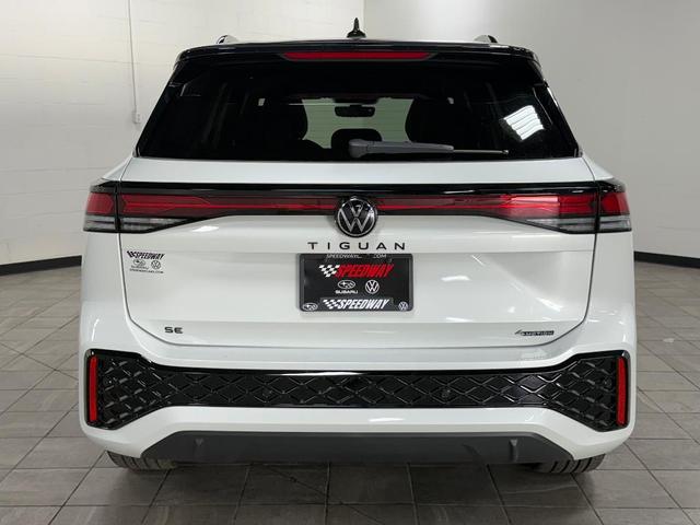 Photo of 2025 Opal White Pearl Effect Volkswagen Tiguan