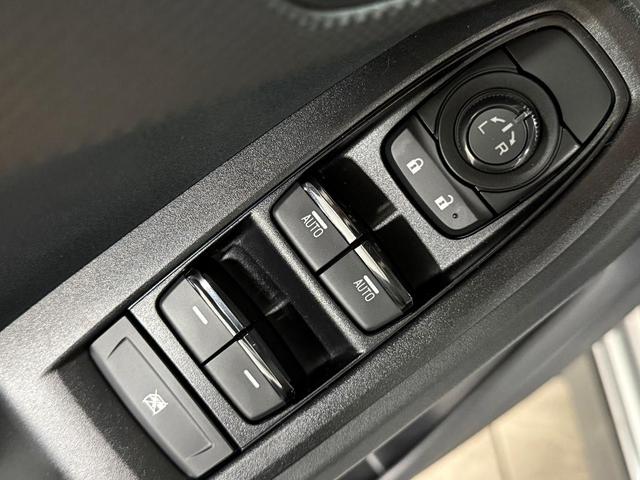 Photo of 2025 Silver Metallic Subaru Crosstrek