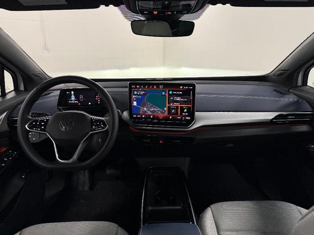 Photo of 2025 Opal White Pearl Effect Volkswagen ID.4