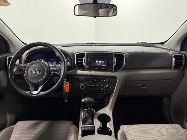 Photo of 2018 Mineral Silver Kia Sportage