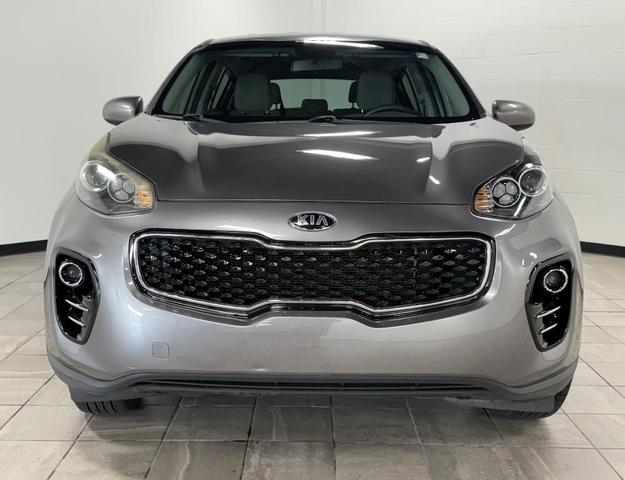 Photo of 2018 Mineral Silver Kia Sportage