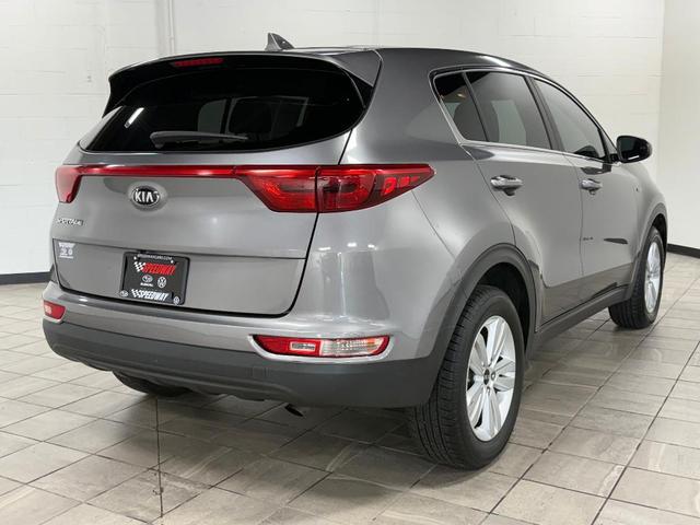 Photo of 2018 Mineral Silver Kia Sportage