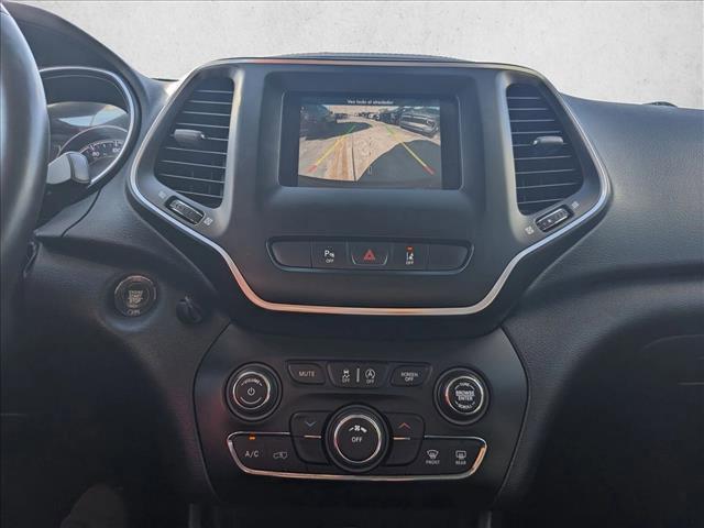 Photo of 2021 Velvet Red Pearlcoat Jeep Cherokee