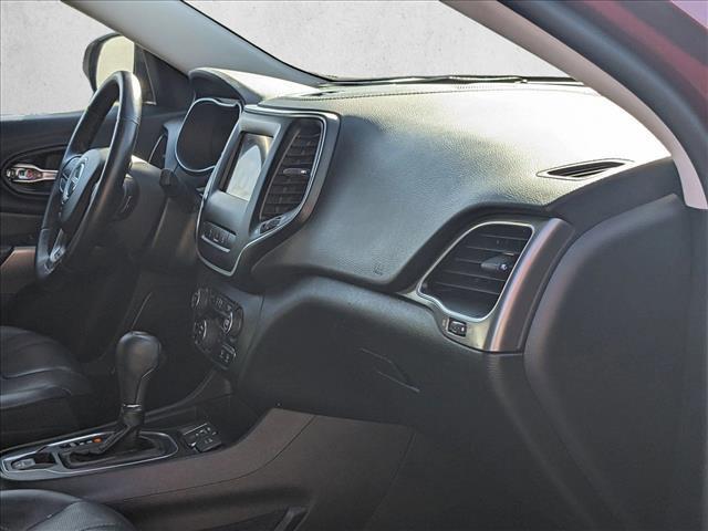 Photo of 2021 Velvet Red Pearlcoat Jeep Cherokee