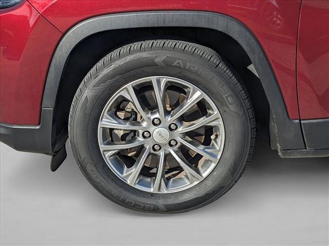 Photo of 2021 Velvet Red Pearlcoat Jeep Cherokee