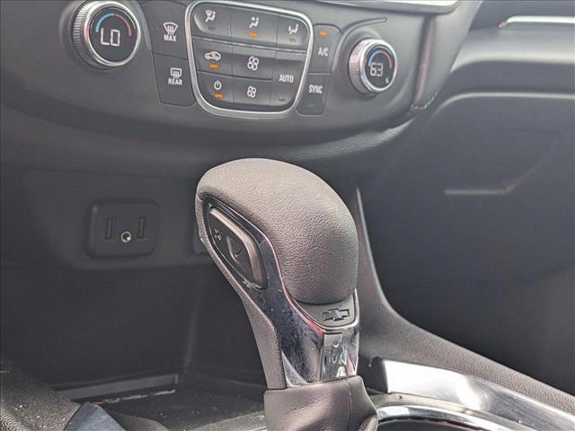 Photo of 2023 Mosaic Black Metallic Chevrolet Traverse