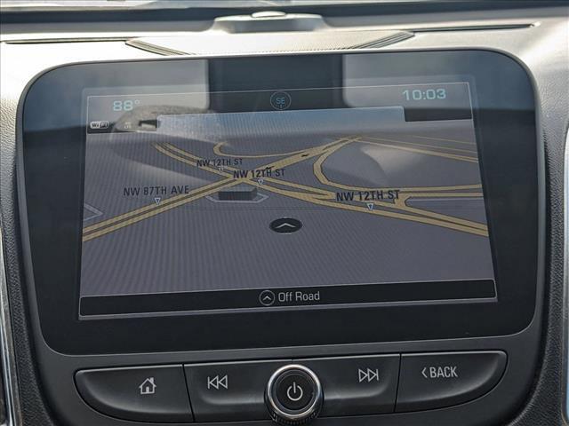 Photo of 2018 Summit White Chevrolet Malibu