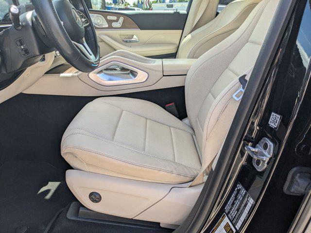 Photo of 2021 Black Mercedes-Benz GLE 350