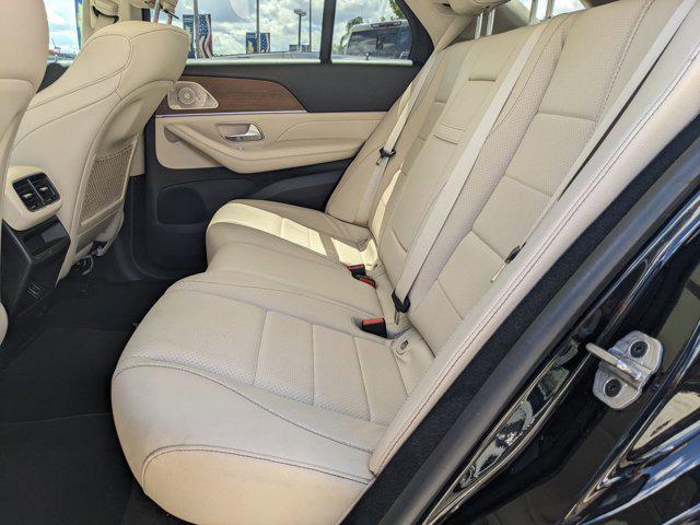 Photo of 2021 Black Mercedes-Benz GLE 350
