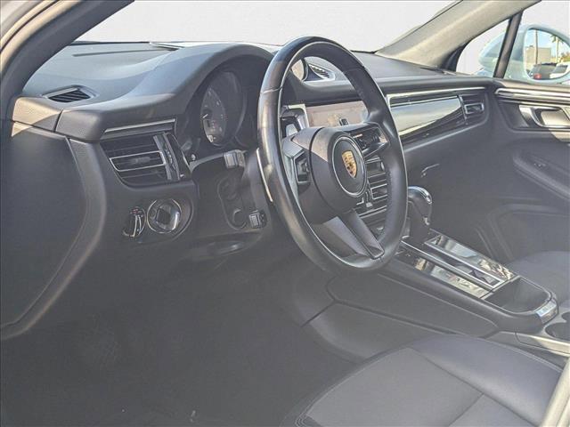 Photo of 2022 White Porsche Macan