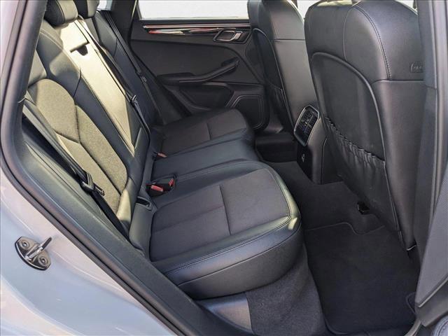 Photo of 2022 White Porsche Macan