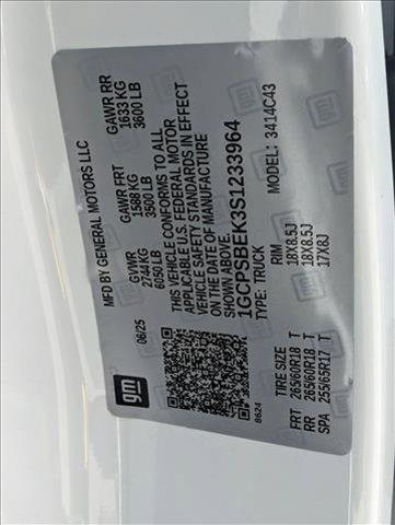 Photo of 2025 Summit White Chevrolet Colorado