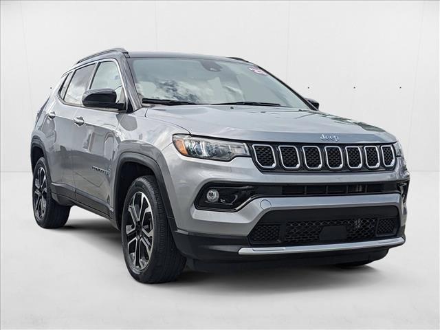 Photo of 2023 Billet Silver Metallic Clearcoat Jeep Compass