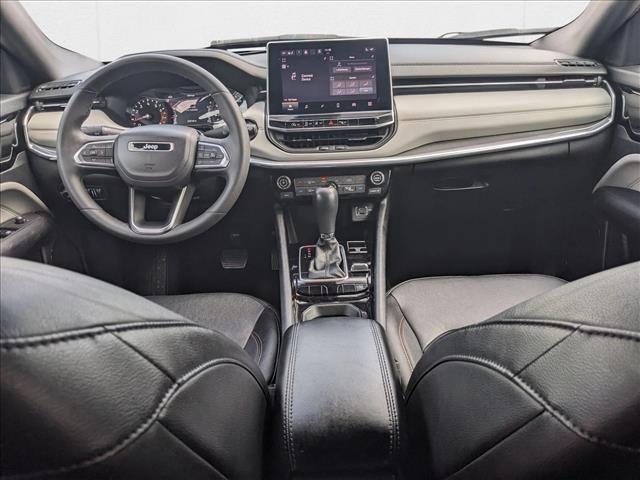 Photo of 2023 Billet Silver Metallic Clearcoat Jeep Compass