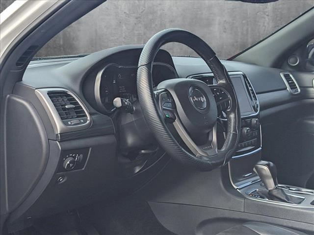 Photo of 2019 Bright White Clearcoat Jeep Grand Cherokee
