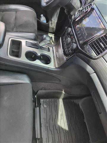 Photo of 2019 Bright White Clearcoat Jeep Grand Cherokee