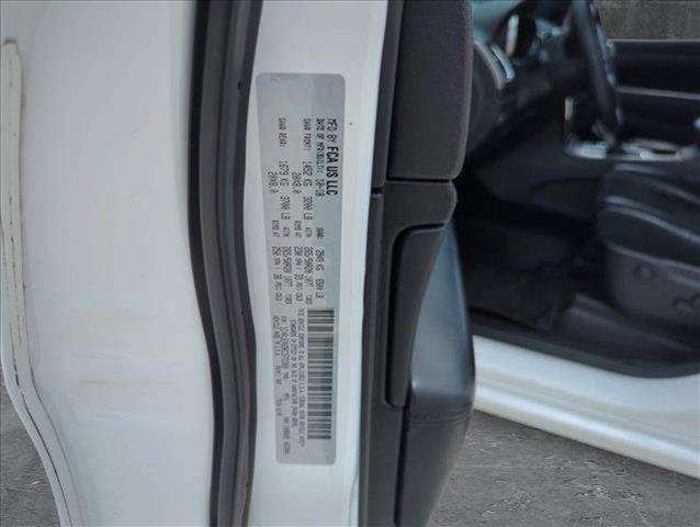 Photo of 2019 Bright White Clearcoat Jeep Grand Cherokee