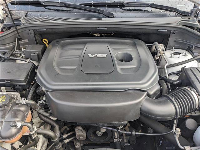Photo of 2019 Bright White Clearcoat Jeep Grand Cherokee