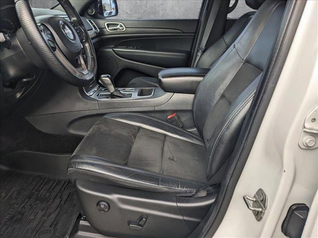 Photo of 2019 Bright White Clearcoat Jeep Grand Cherokee