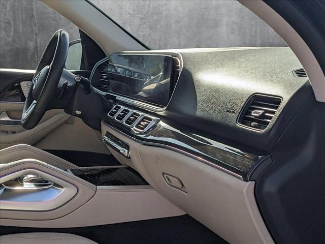 Photo of 2020 Lunar Blue Metallic Mercedes-Benz GLE 350