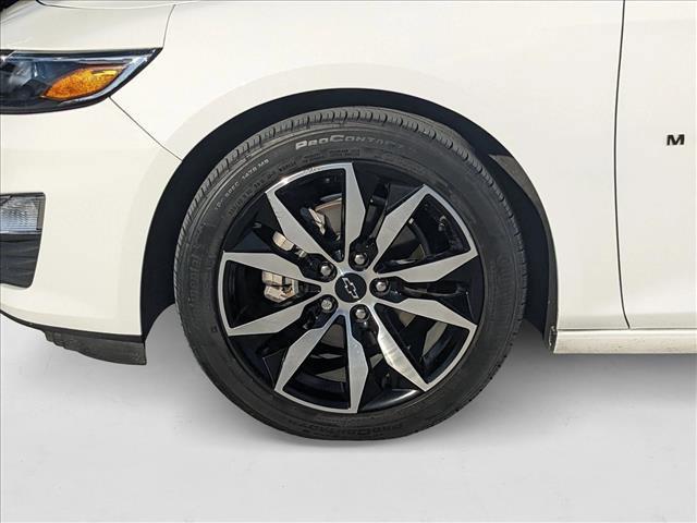 Photo of 2022 Summit White Chevrolet Malibu