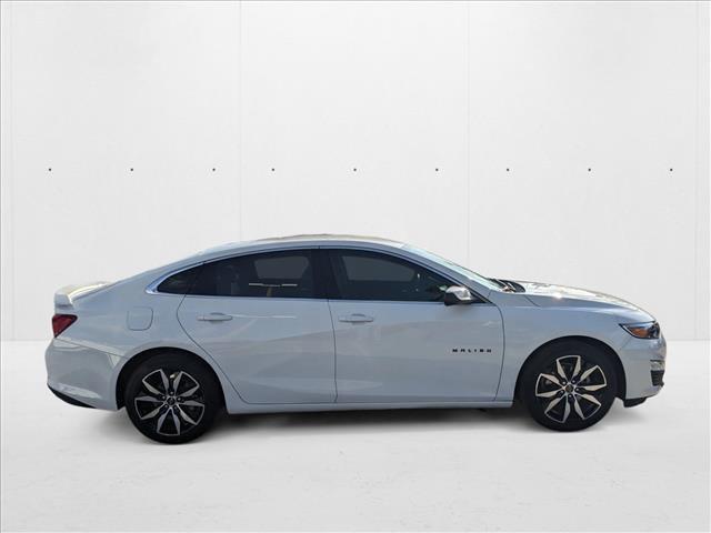 Photo of 2022 Summit White Chevrolet Malibu