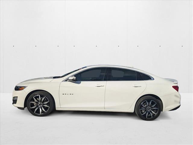 Photo of 2022 Summit White Chevrolet Malibu