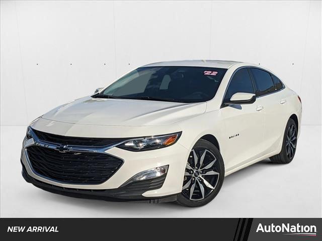 Photo of 2022 Summit White Chevrolet Malibu