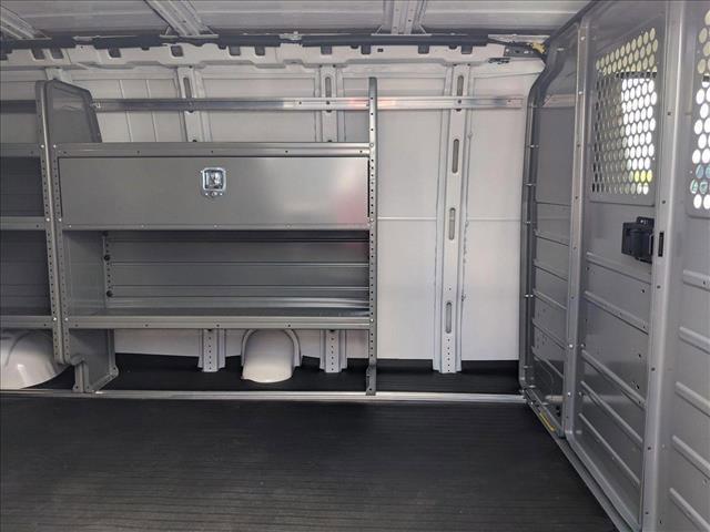 Photo of 2025 Summit White Chevrolet Express 2500