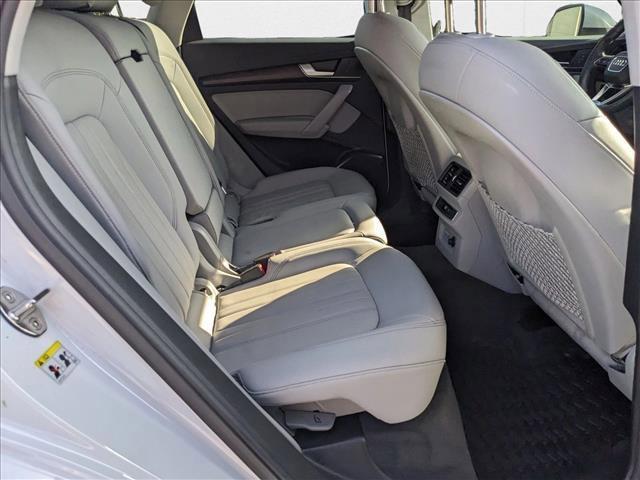 Photo of 2022 White Audi Q5