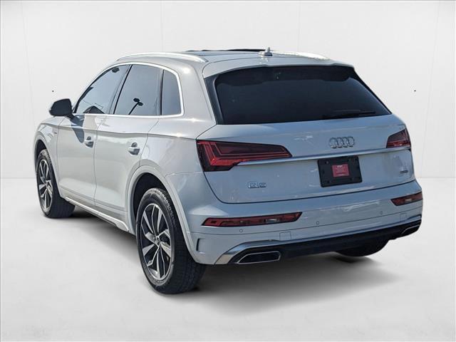 Photo of 2022 White Audi Q5